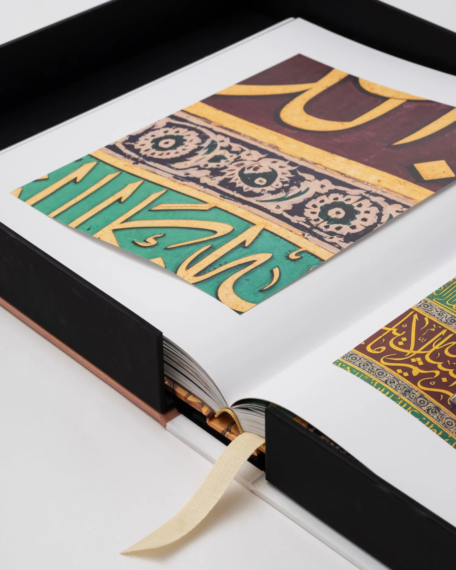 Al'Madinah: The City of the Prophet^ASSOULINE Sale